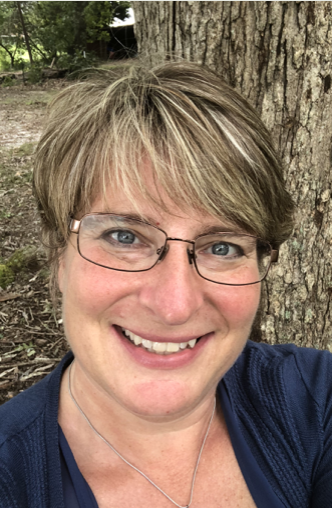 Photo of Jan Kneeland<br />
